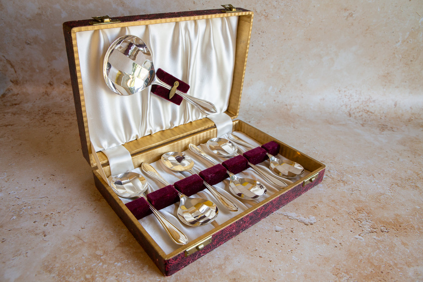 Boxed Vintage Dessert Spoons Set