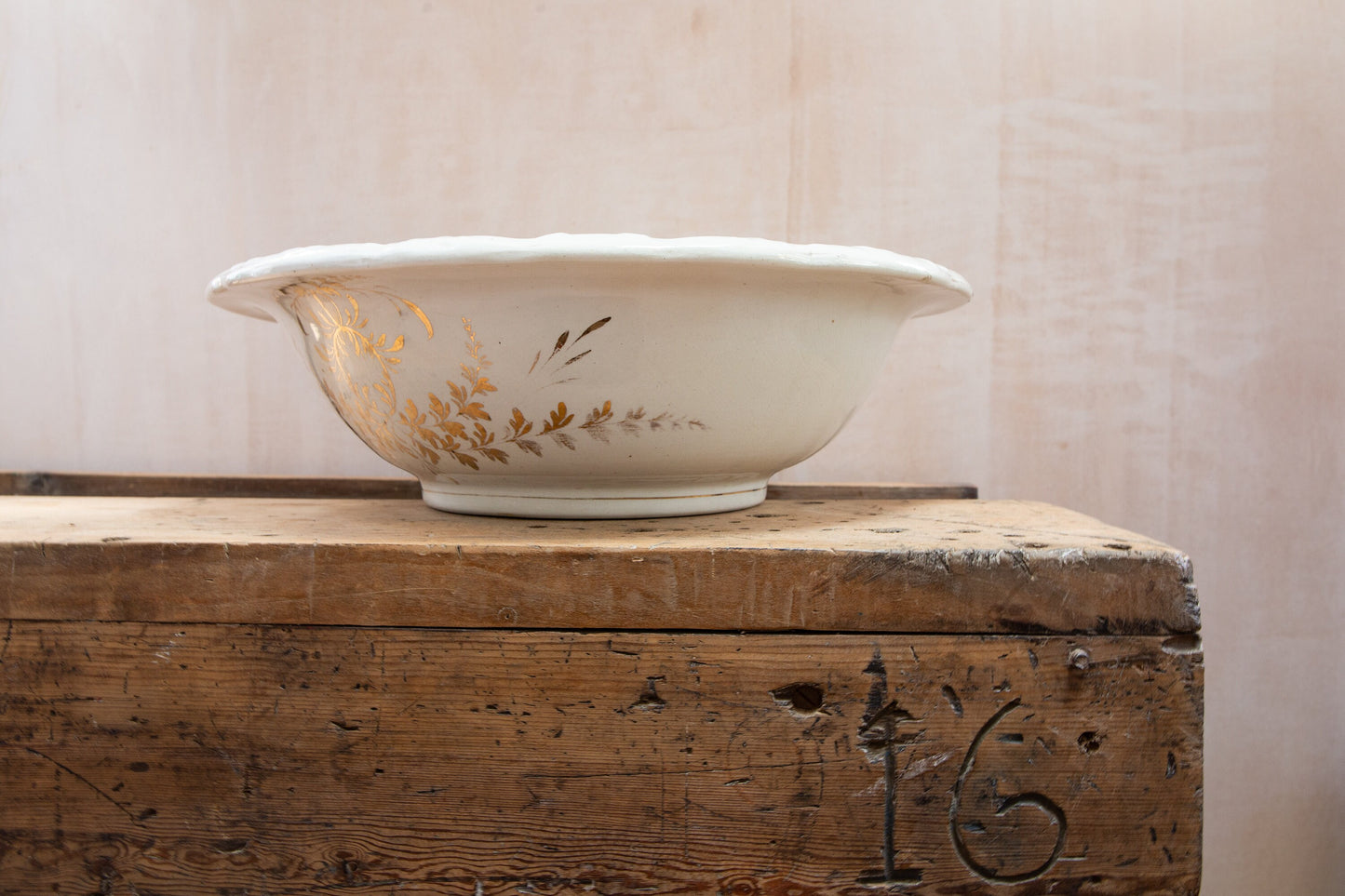 Large Victorian Table Bowl with Gold Leaf Pattern